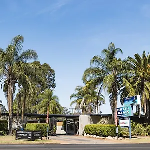 *** Motel Oasis Australia